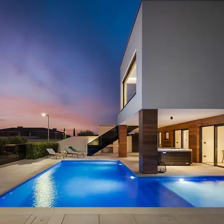 Old Olive Iv By Interhome Vila *