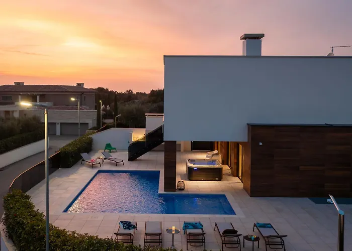 Old Olive Iv By Interhome Vila